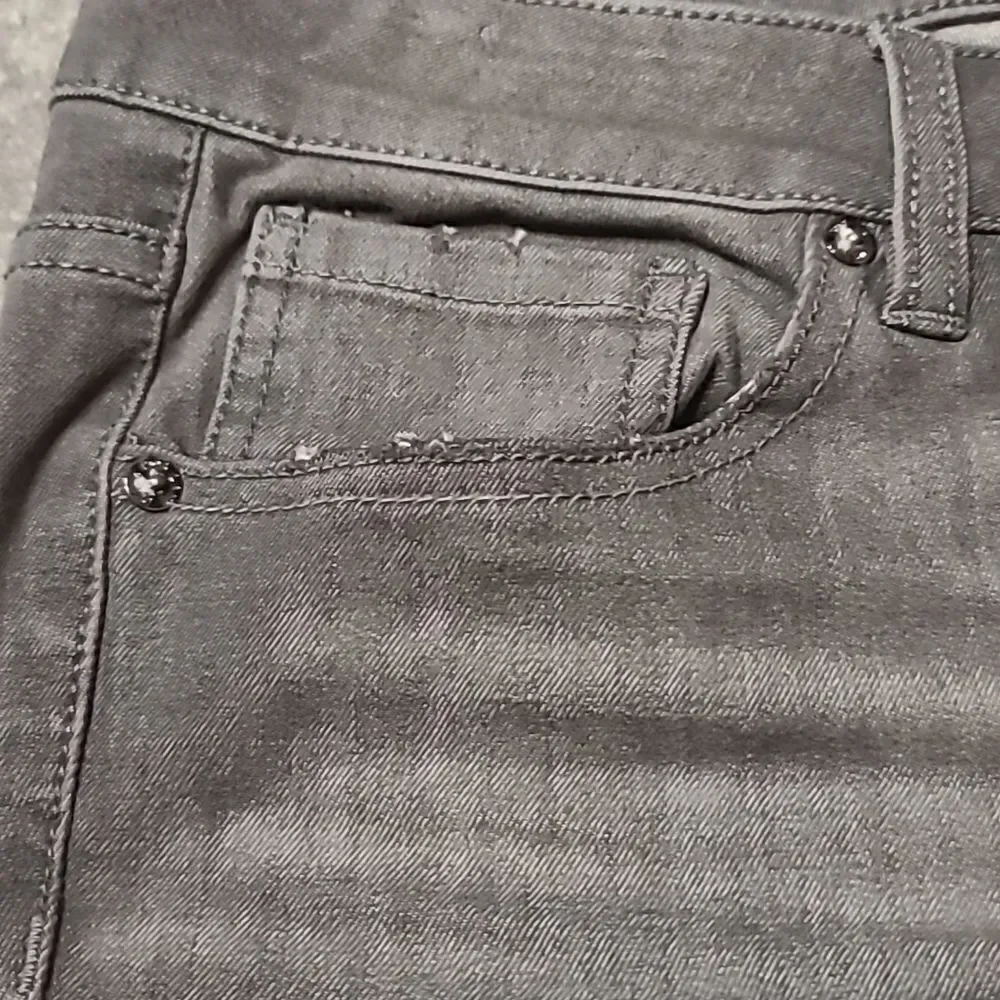 Lane Bryant NEW  Ultimate Stretch High Rise Skinny Grey Jeans Size 18